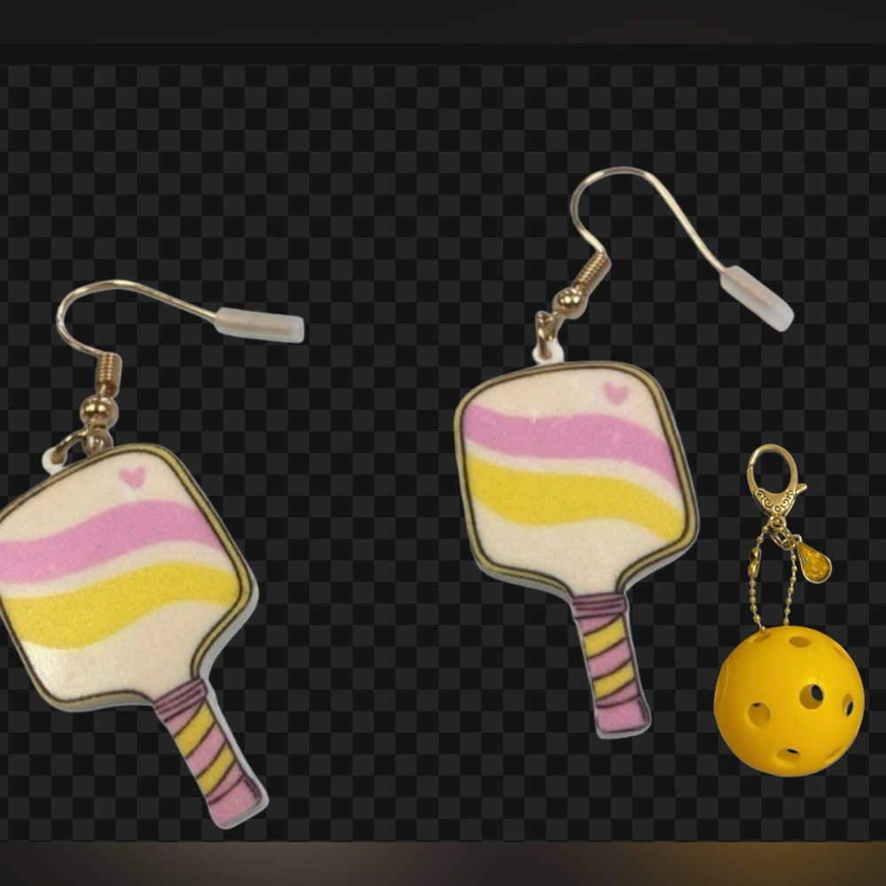 NWT PICKLE BALL Paddle earrings and keychain